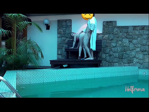 ❤️ Bwana adayitanitsa mdzakazi ku dziwe, koma sanathe kukana kutentha Zolaula fb pa ife% ny.xlxxporno.ru%